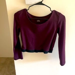 Long sleeve crop top